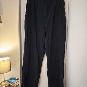 NEW Djerf Avenue On the Go Pants in Ash